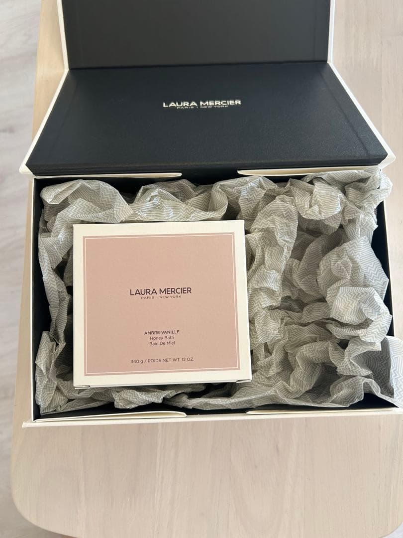 【新品未使用】ローラメルシエ　シャワーバス　アンバーバニラ　340g