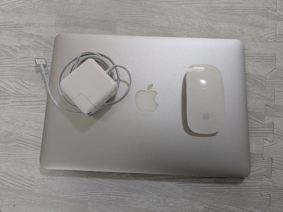 Apple MacBook Air os10 充電器・マウス付き