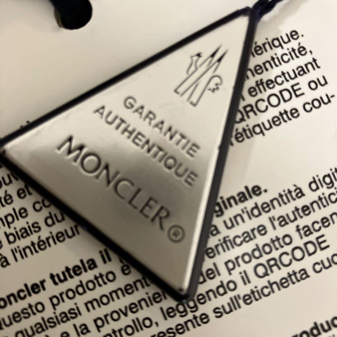 エゴイスト。MONCLER ダウンジャケット ブラック・ホワイトタイダイ柄