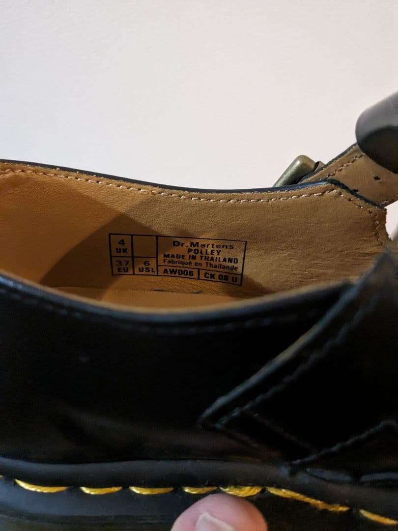 【美品　早い者勝ち！】Dr. Martens　メリージェーン UK4