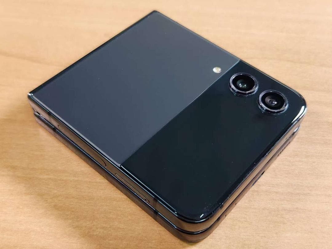 021100I Galaxy Z Flip4 SC-54C 128GB ジャンク