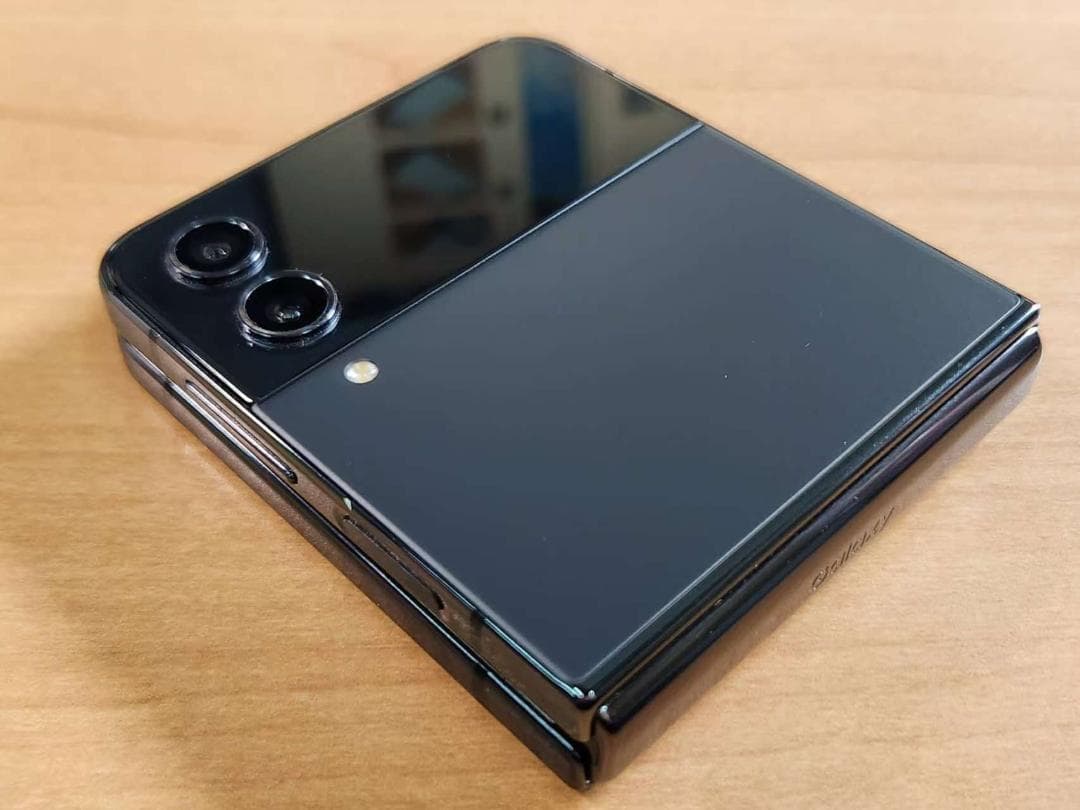 021100I Galaxy Z Flip4 SC-54C 128GB ジャンク