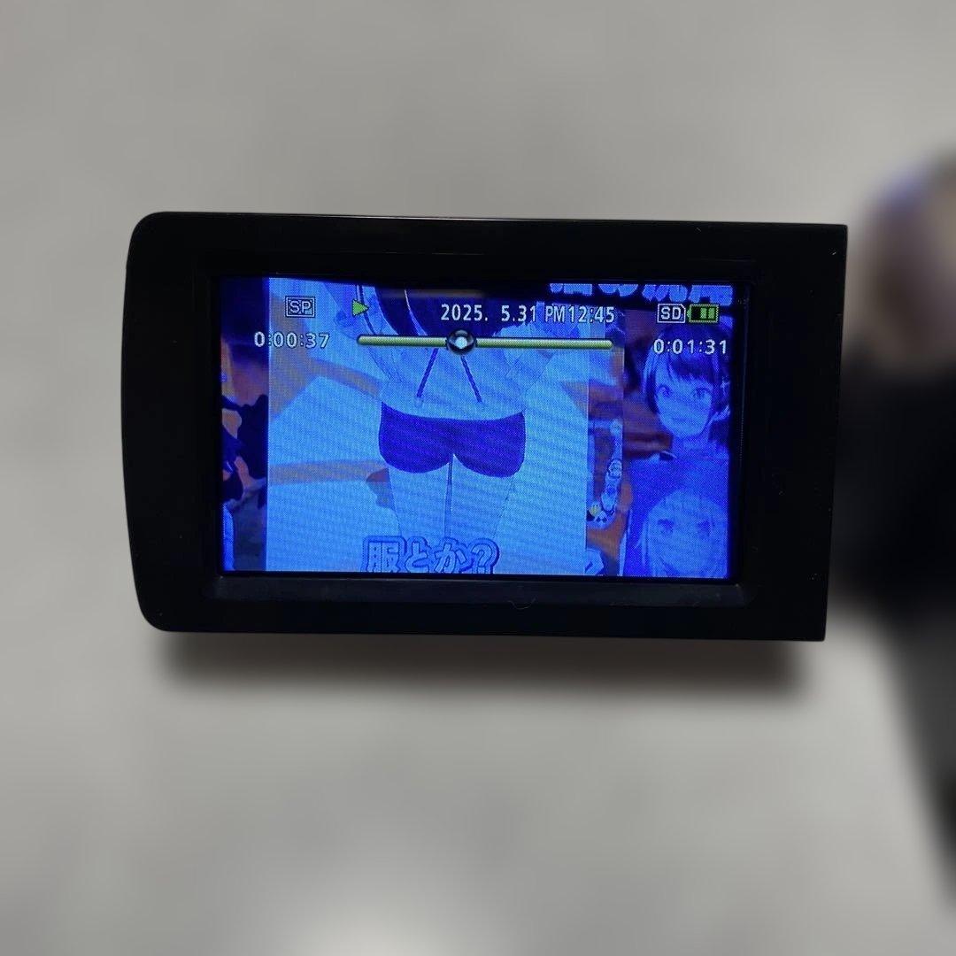 美品　JVC ビデオカメラGZ-E150-N ピンクゴールド　②