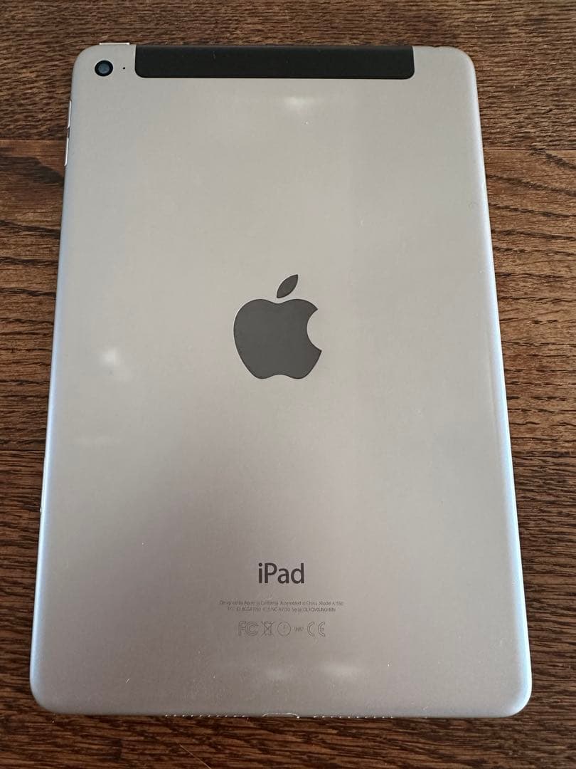 iPadmini4 Wi-Fi+Cellular 128GB本体 SIMフリー