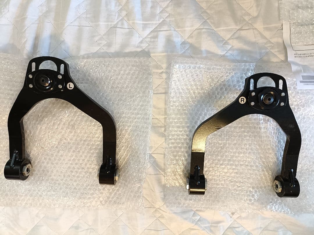 「キクマコ工房」シルクロード Fアッパーアーム 1BY3-G07