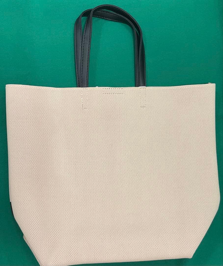 2025秋冬　ピッコーネスタジオ　トートバック　薄いベイジュ