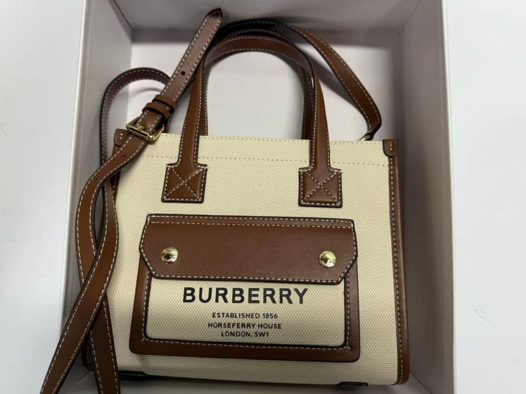 BURBERRY アイボリー ブラウン ハンドバッグ