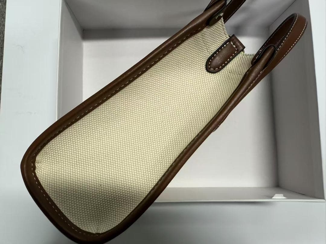 BURBERRY アイボリー ブラウン ハンドバッグ