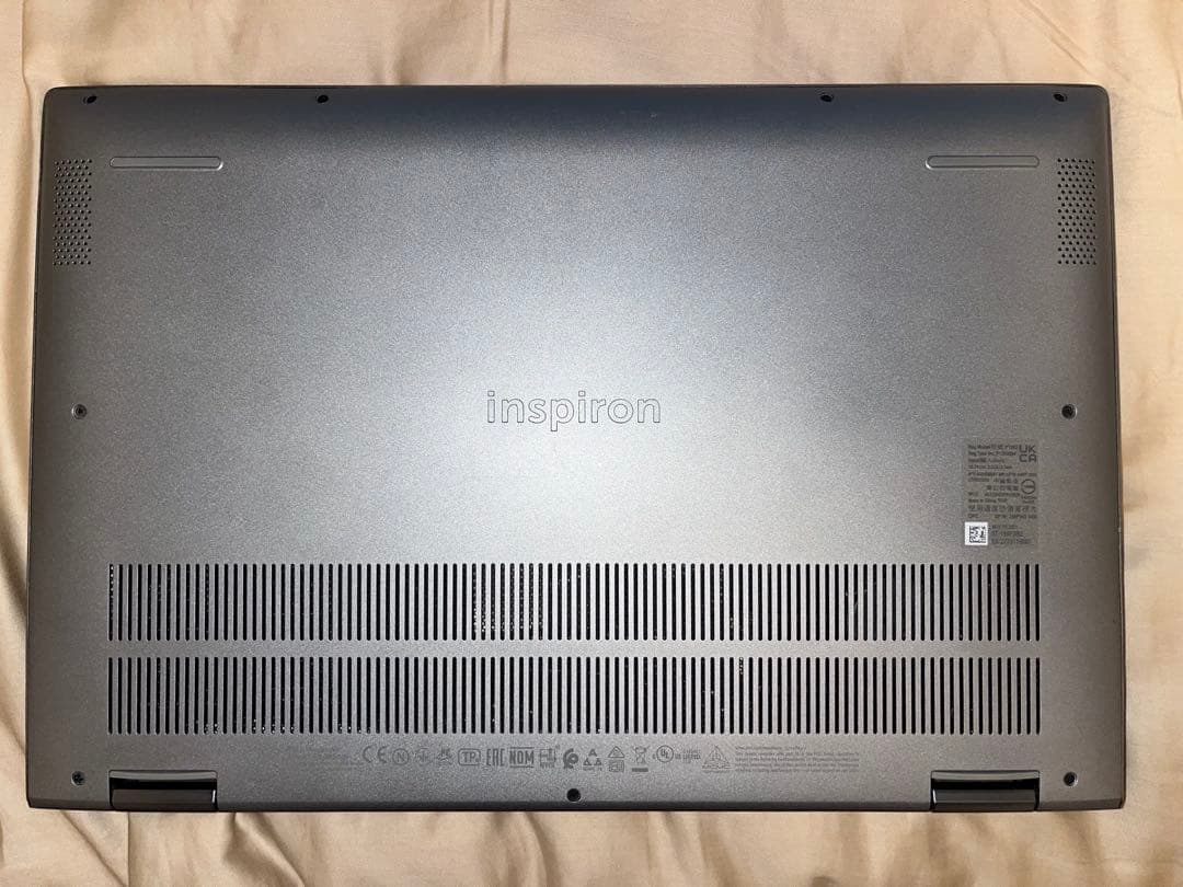 Dell Inspiron 5406 2in1 ノートPC Corei7 SSD