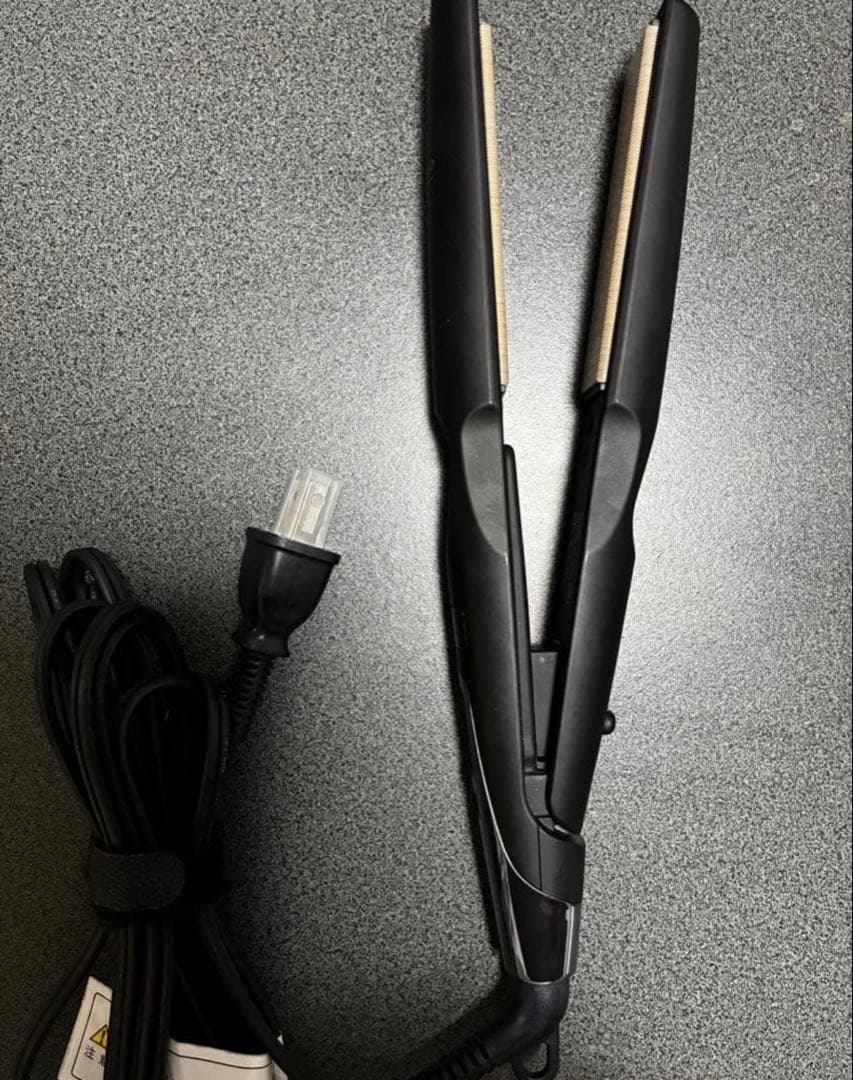 『限定価格』 KINUJO PRO Straight ヘアアイロン