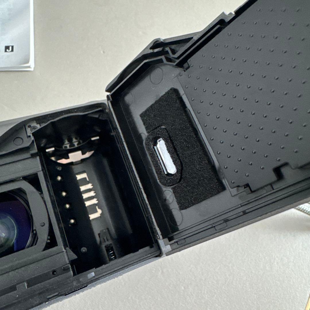 NATURA CLASSICA コンパクトカメラ　故障品