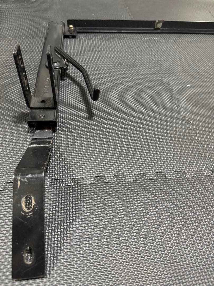 ja11ジムニー タニグチ製リアシートレール