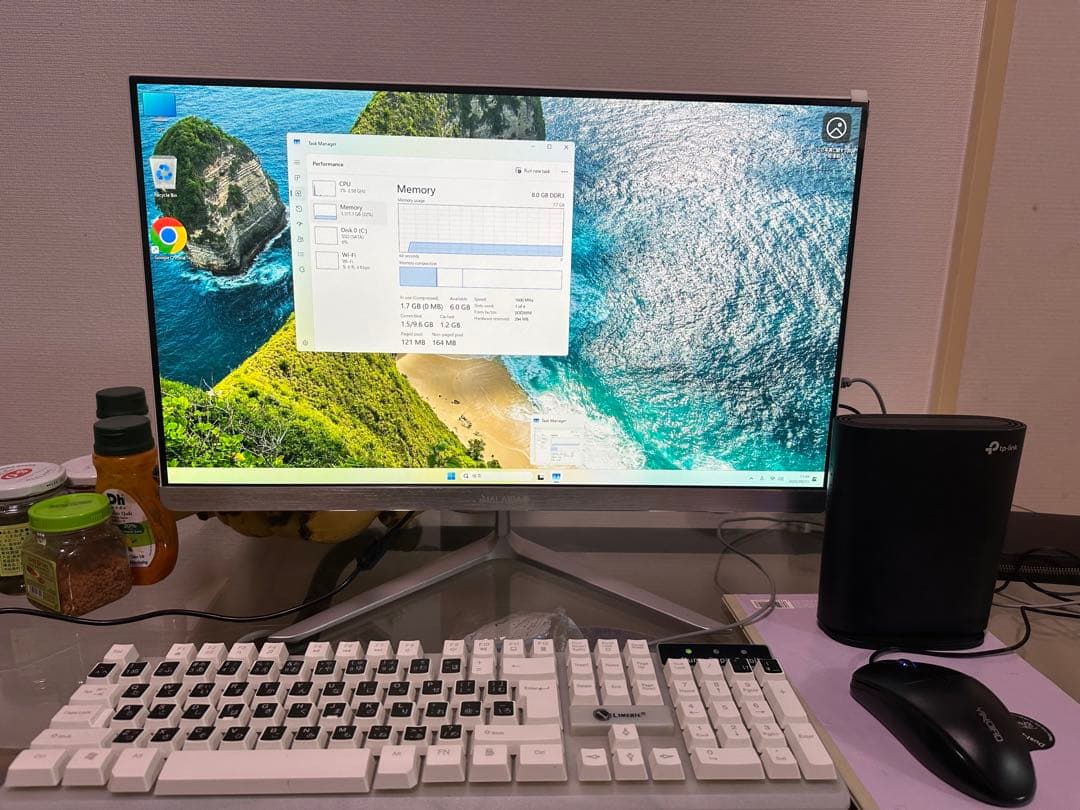 液晶一体型　キーボード・マウス・Wi-Fiルーター付き