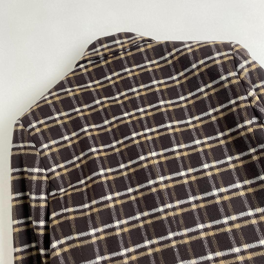 サルヴァトーレフェラガモ　スーツ　大きいサイズ　靴ボタン　チェック　イタリア製