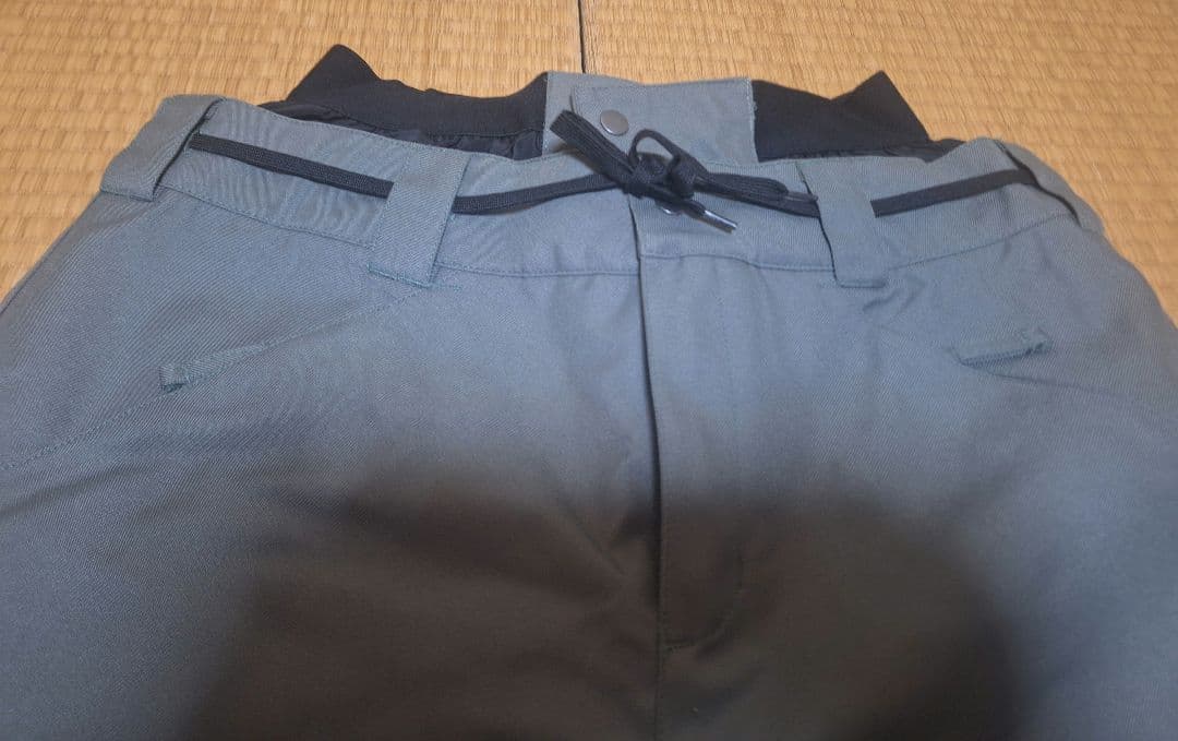 新品未使用　スキースノーボードウエア　ジャケットとパンツセット　XL