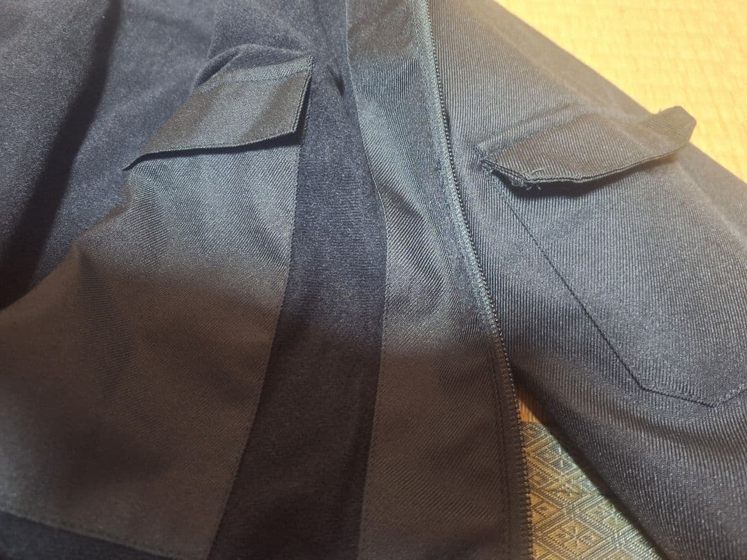 新品未使用　スキースノーボードウエア　ジャケットとパンツセット　XL