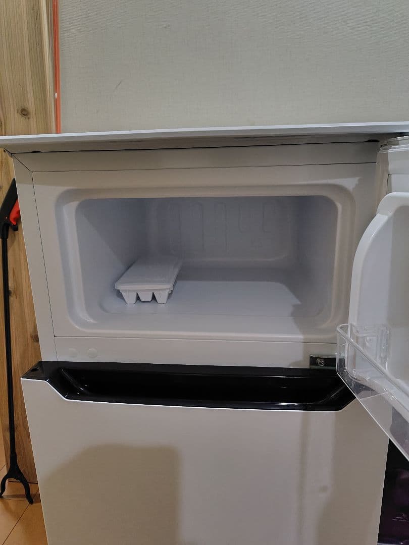 送料込　Hisense 2ドア 冷凍冷蔵庫 93L HR-B95A 2019年製