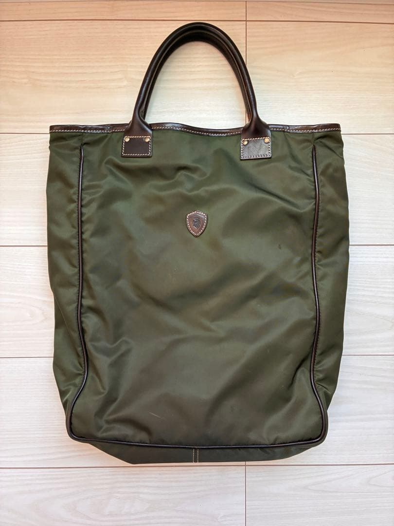 フェリージ　黒✖️オリーブ系トートバック　ビジネスバック