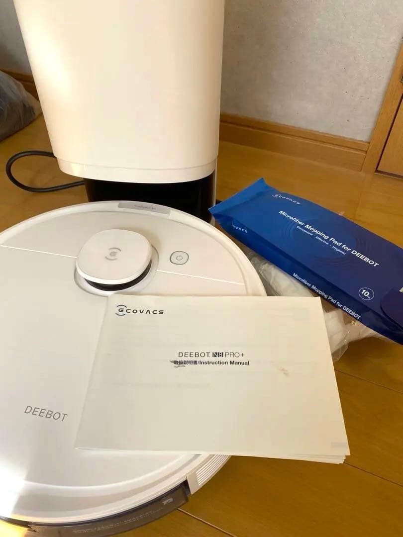 ECOVACS DEEBOT N8 PRO+ 本体と取扱説明書、付属品