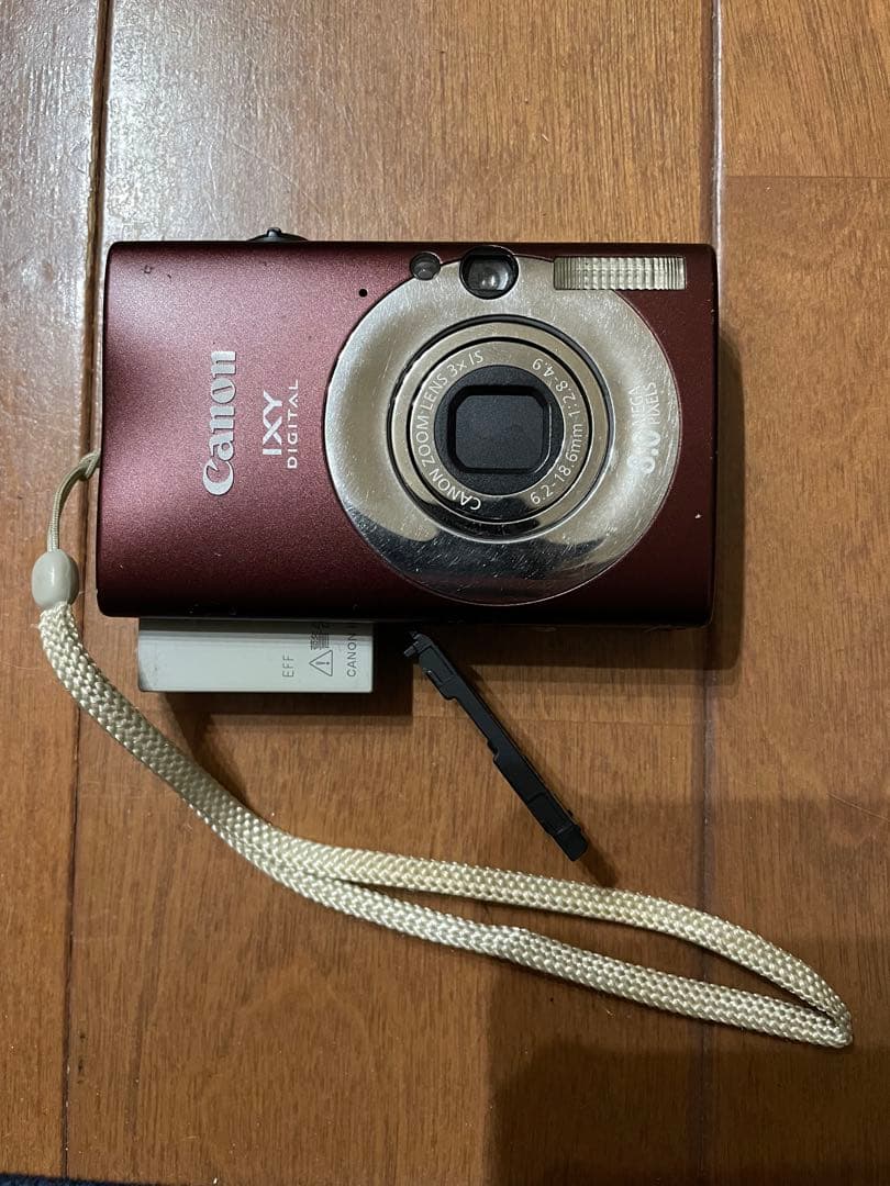 Canon Ixy 8.0 メガピクセル