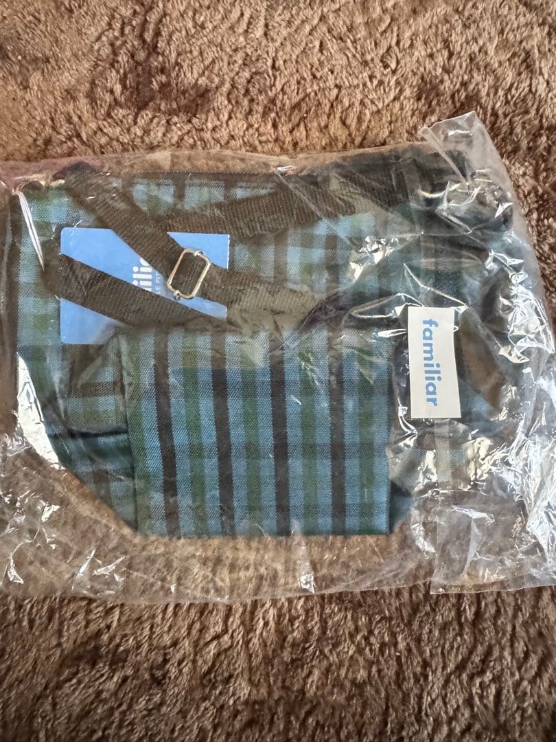 ファミリアショルダーバッグ