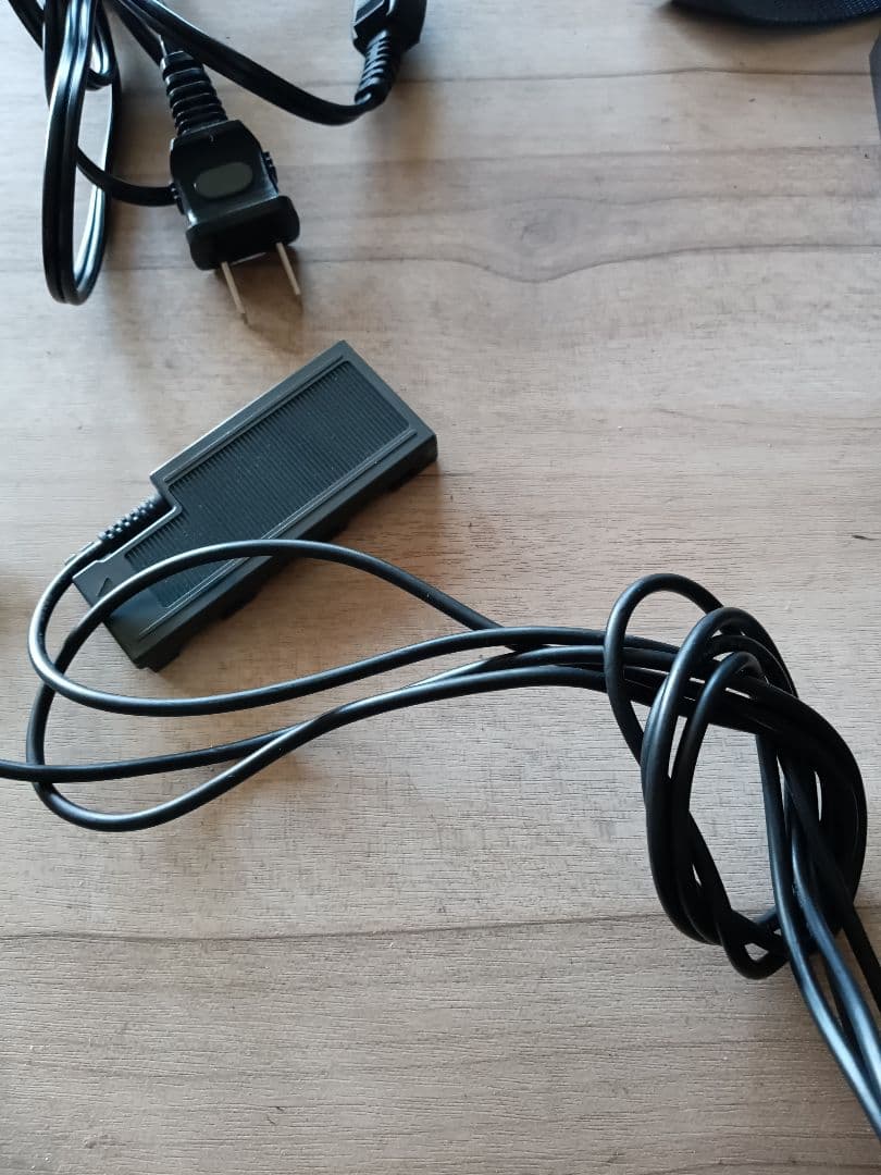 シャープ　デジタルビデオカメラVL-NZ10