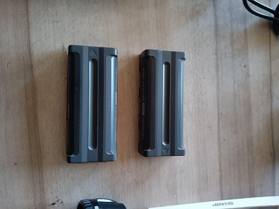 シャープ　デジタルビデオカメラVL-NZ10