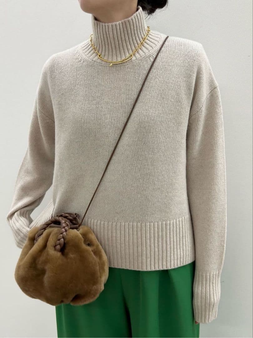 アルアバイル　新品未使用ジーロンラム天竺プルオーバー