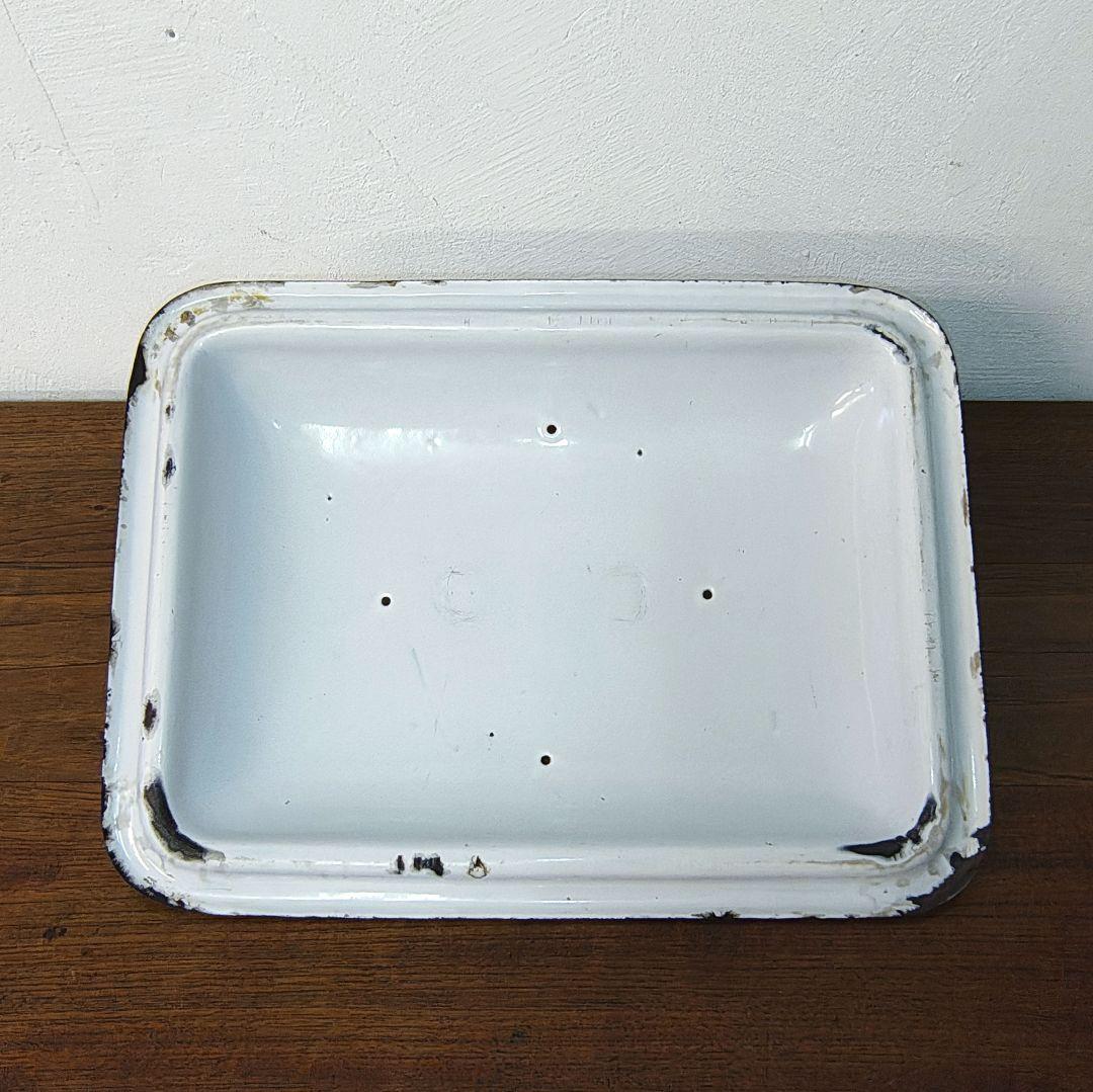 英国【PRINCE of WARES】ホーロー製 ブレッド缶 ヴィンテージ