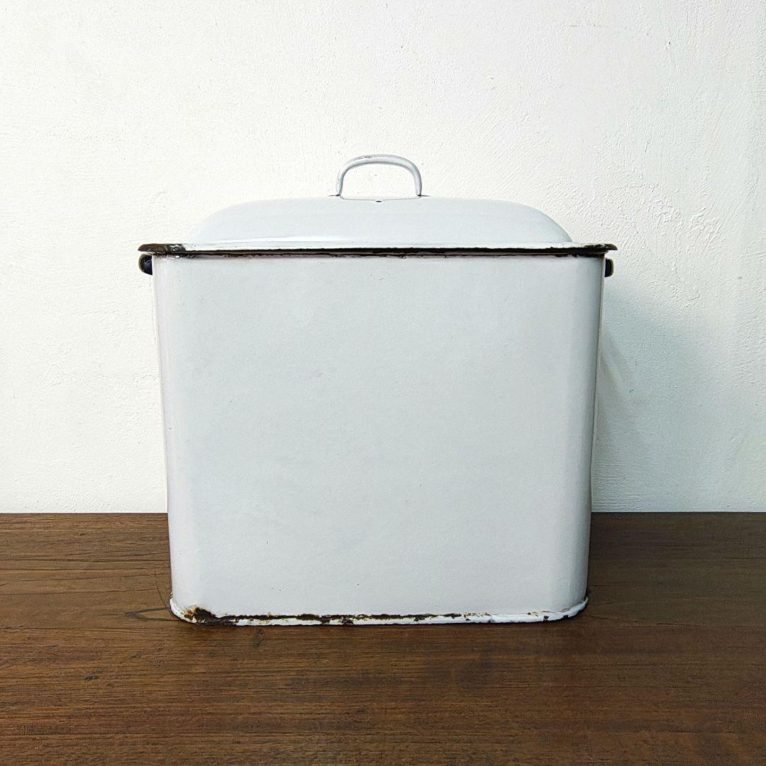 英国【PRINCE of WARES】ホーロー製 ブレッド缶 ヴィンテージ