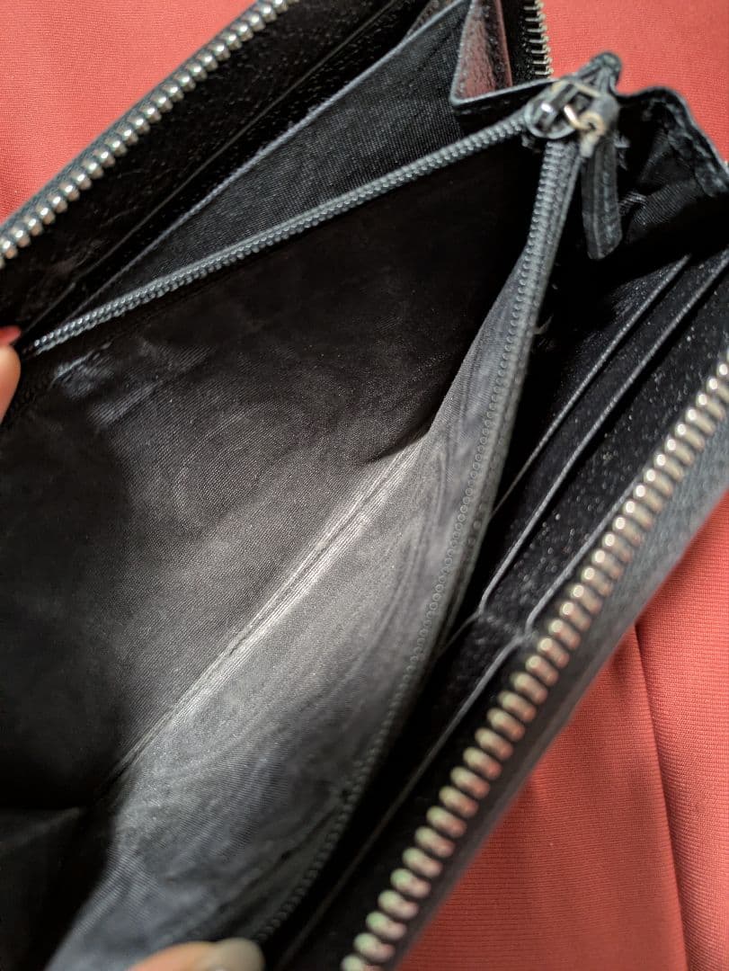 GUCCI 長財布 OFF THE GRID ラウンドファスナー ブラック