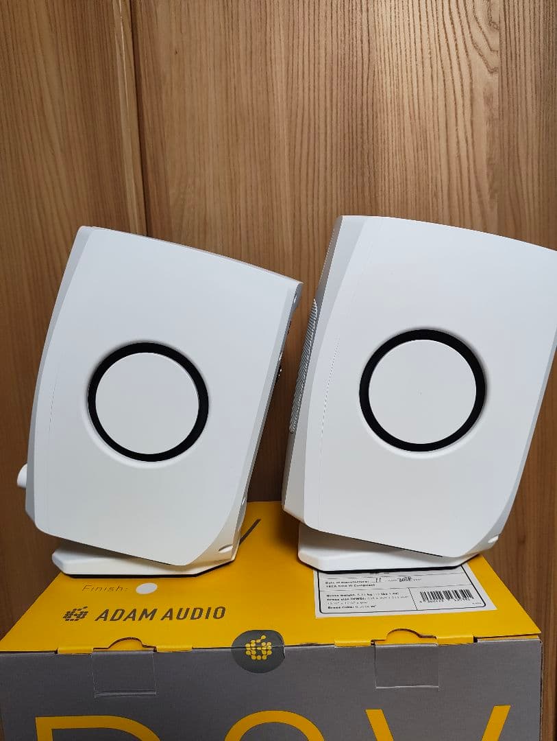 新品同様！Adam Audio D3V