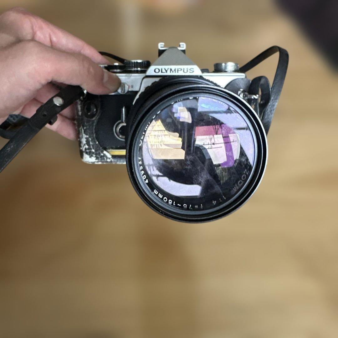 OLYMPUS OM-2 、Canon AV-1、Olympusケース付き