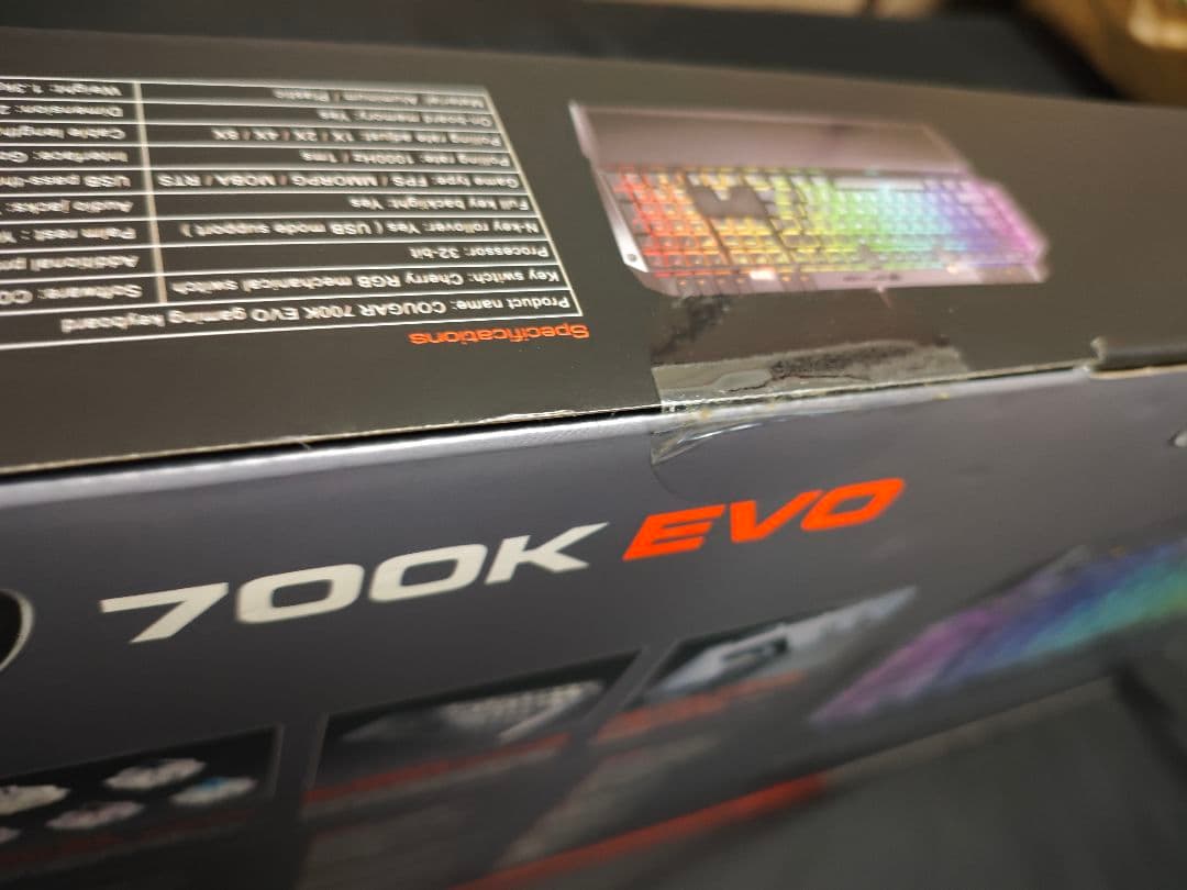 Corsair 700K EVO RGB ゲーミングキーボード