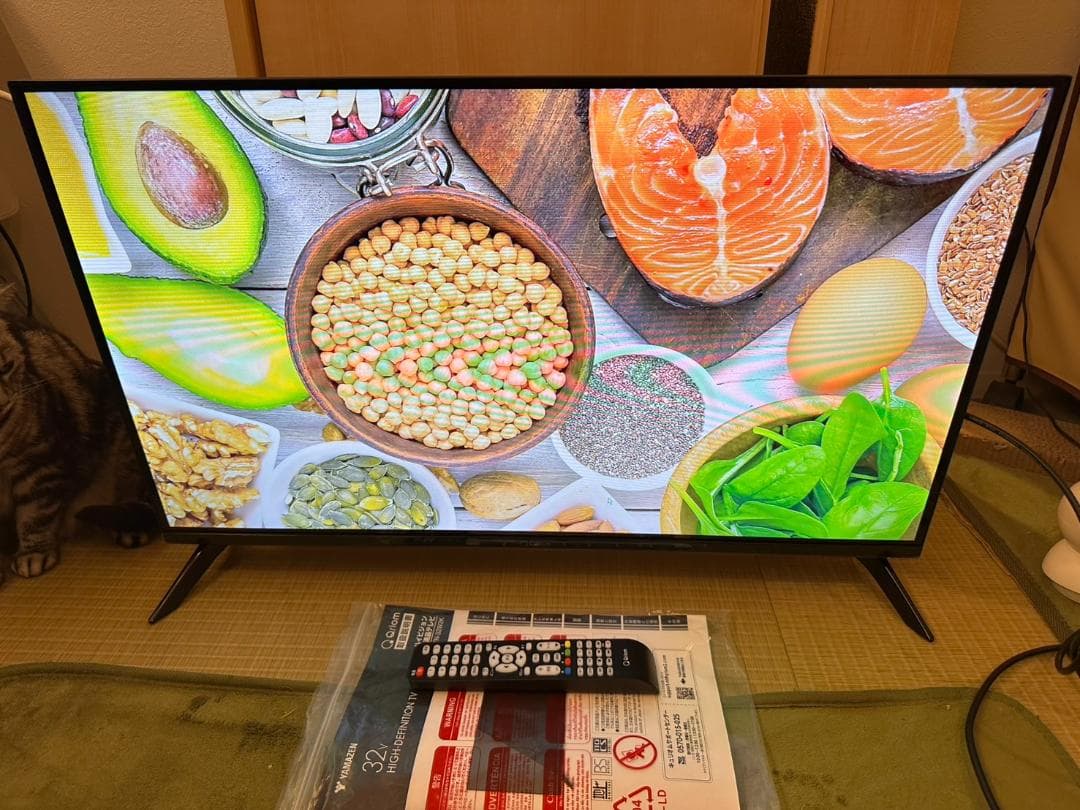 2025年製未使用に近い！山善　Qriom　32型 テレビ　QRTN-32W2K