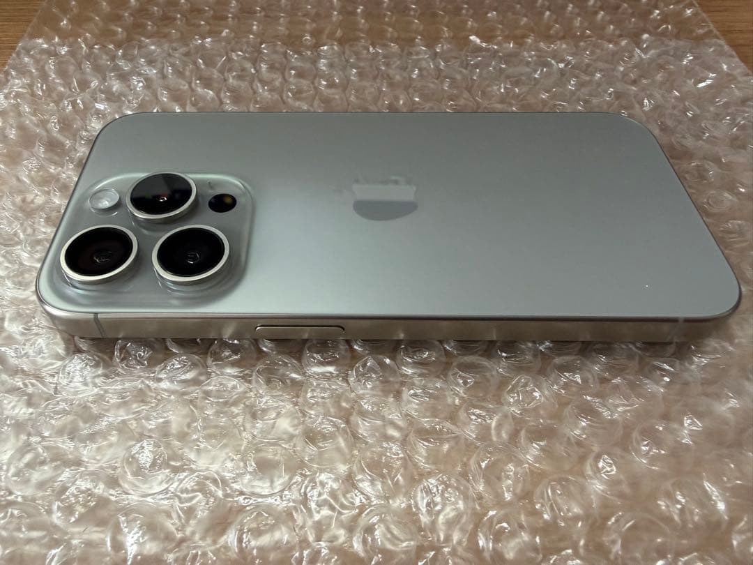 【本日中に出品停止】iPhone 15 Pro 128GB 最大容量100%