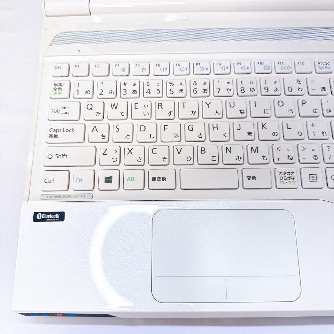 格安❤️富士通ホワイトノートパソコン‼️ネットや事務に！Windows11！