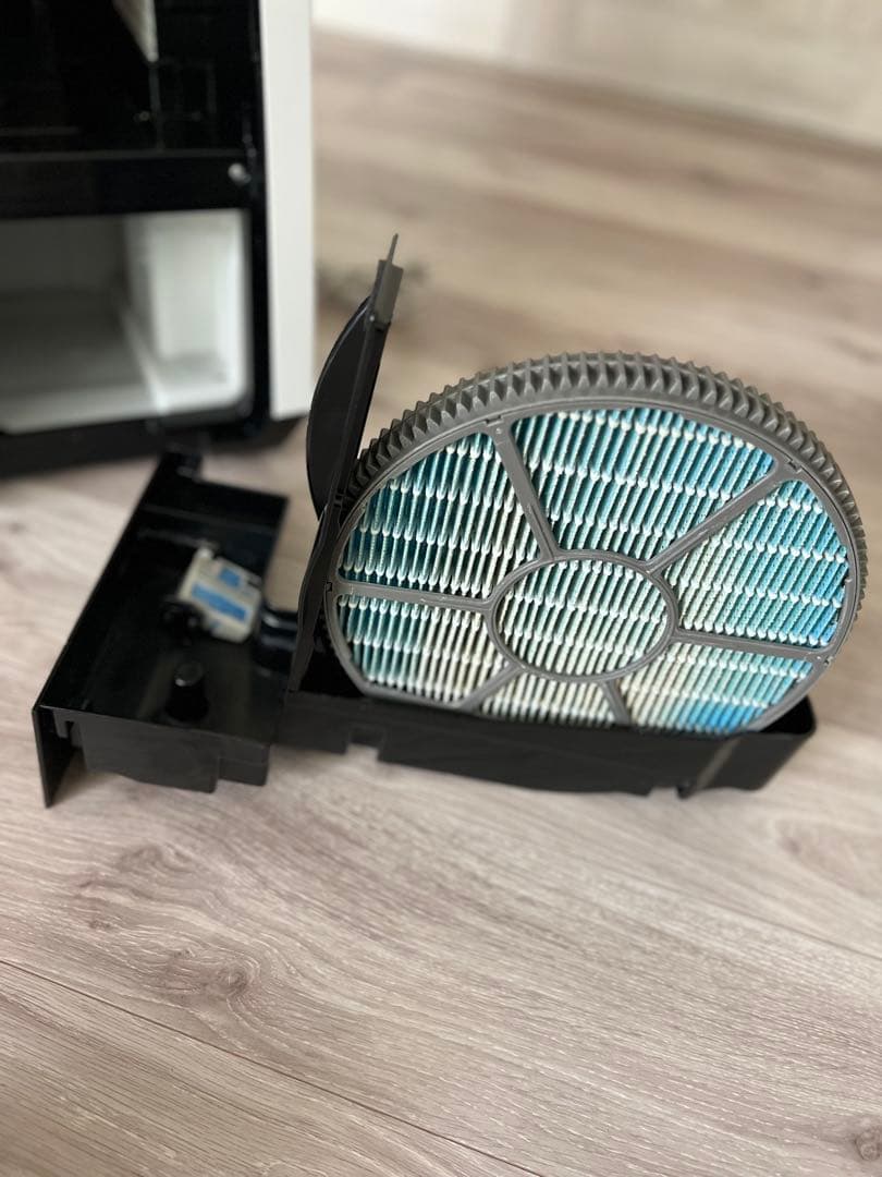 SHARP 除加湿空気清浄機 KC-HD70-W 2021年製 動作確認済み