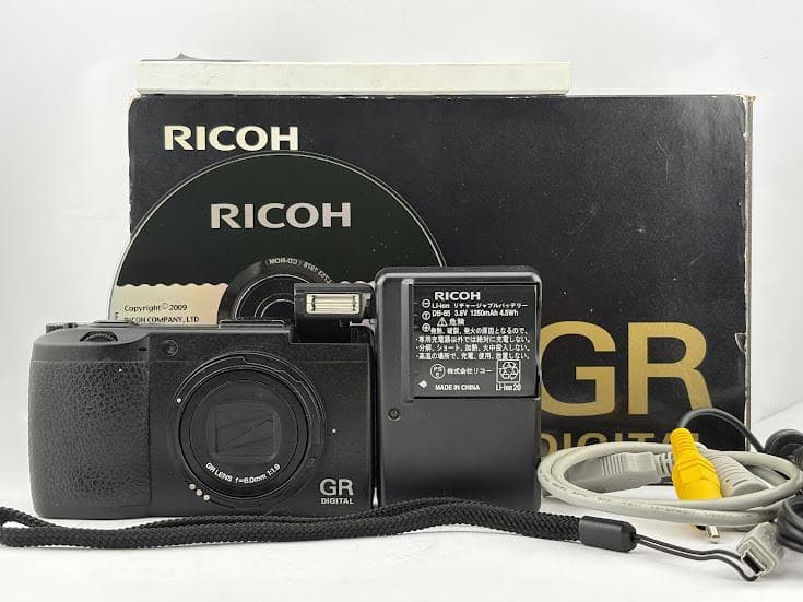 ★美品★ リコー RICOH GR DIGITAL III コンデジ★付属品多数