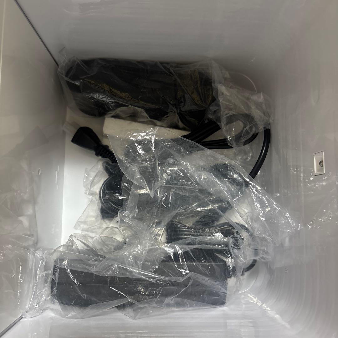 未使用展示品　ハイコーキ　コードレス冷温庫UL18DBA バッテリーなし