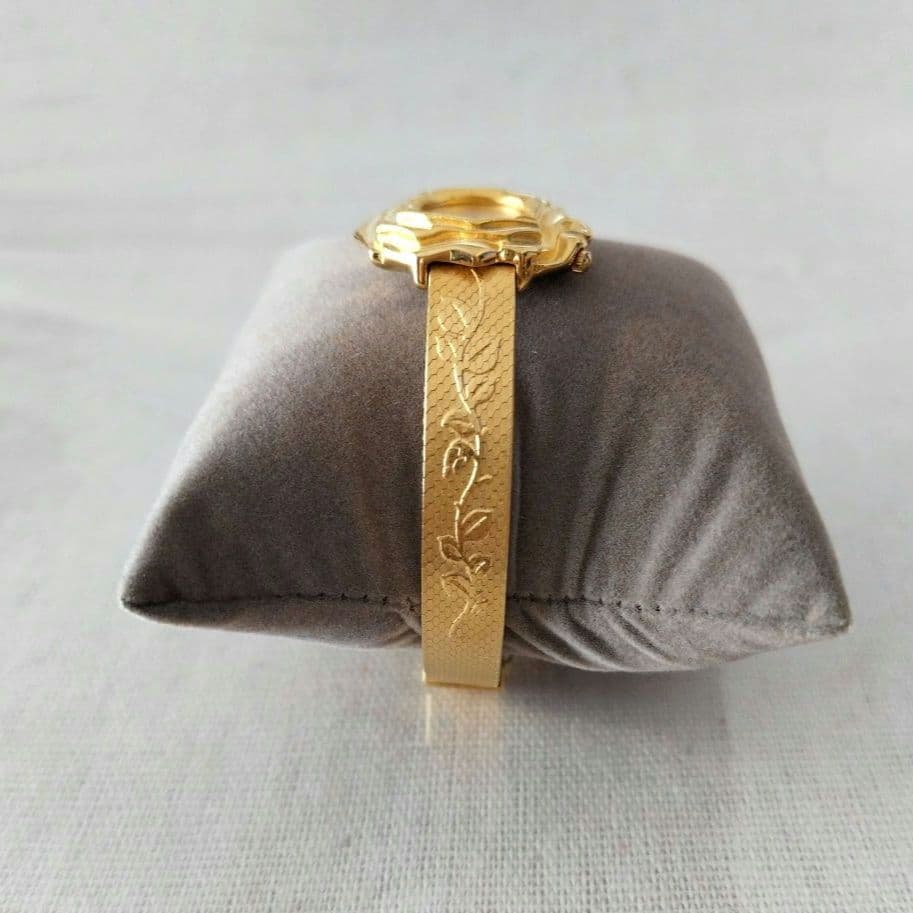 希少 SEIKO セイコー ハプスブルグ家 王女の時計 薔薇モチーフ 腕時計