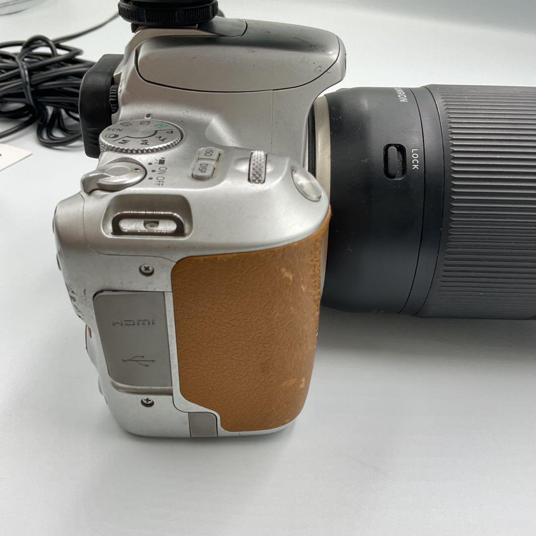 J939 Canon キャノン　EOS KISS X9 カメラ