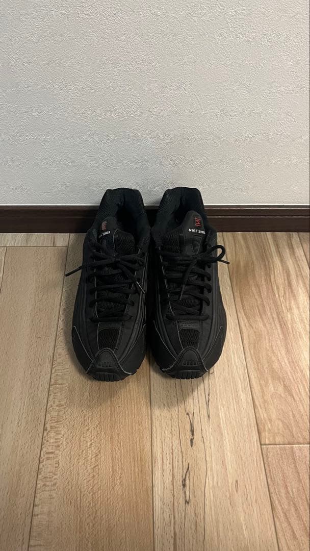 Nike Shox r4 ブラック 26.5