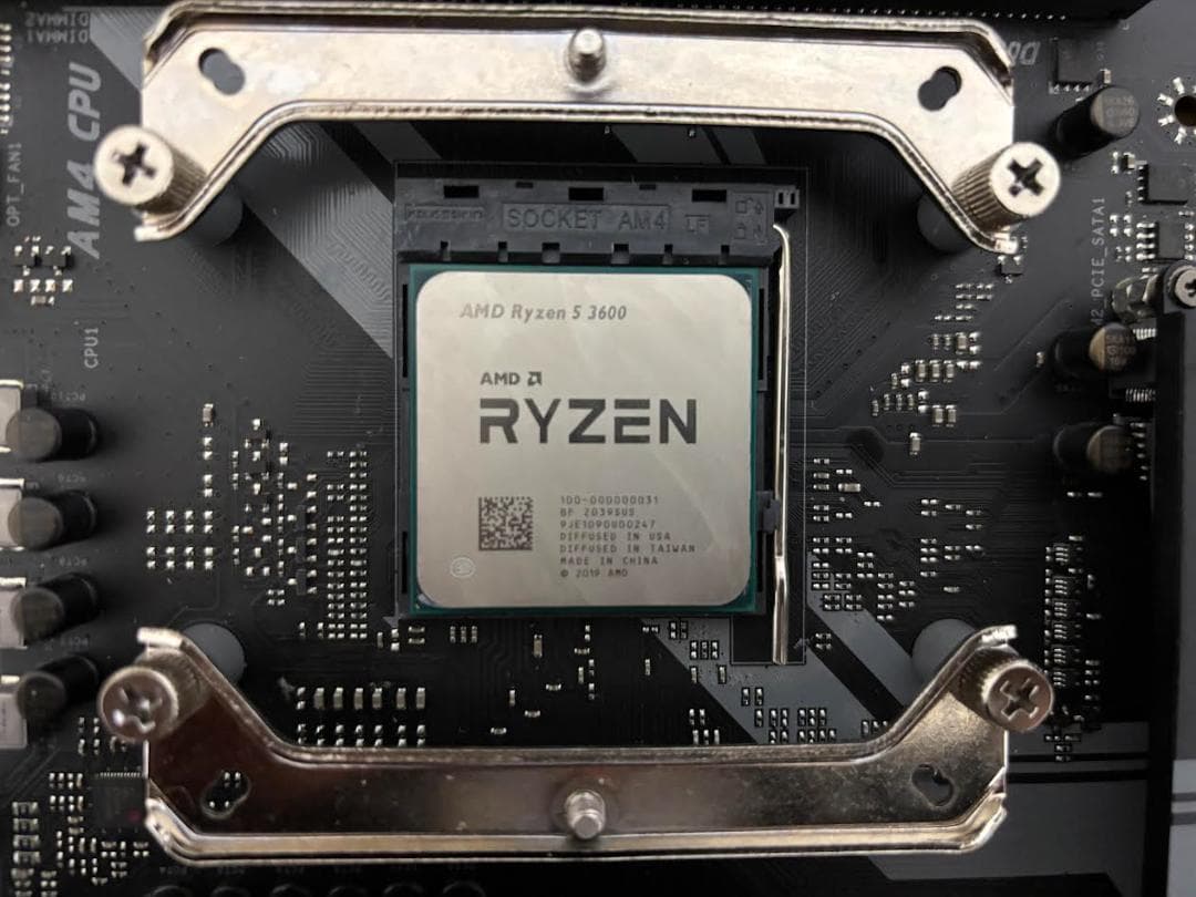 【まとめ売り】メモリ計16GB Ryzen5 3600 B550 虎徹MarkⅡ