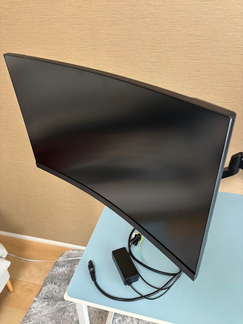 MSI G27C4 湾曲ゲーミングモニター