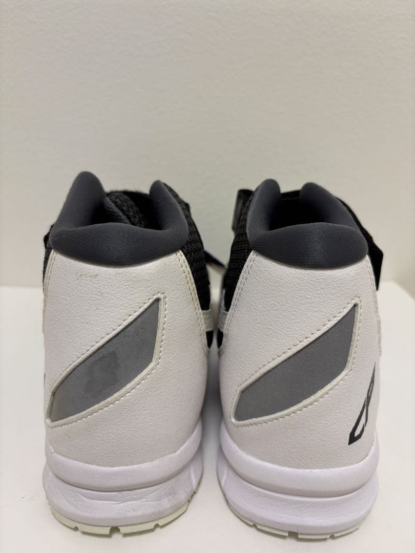 ASICS CP203 ハイカット安全靴 ブラック/ホワイト 25センチ