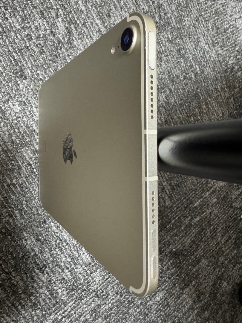 Apple iPad 第6世代 wifi セルラー 10.2インチ シルバー