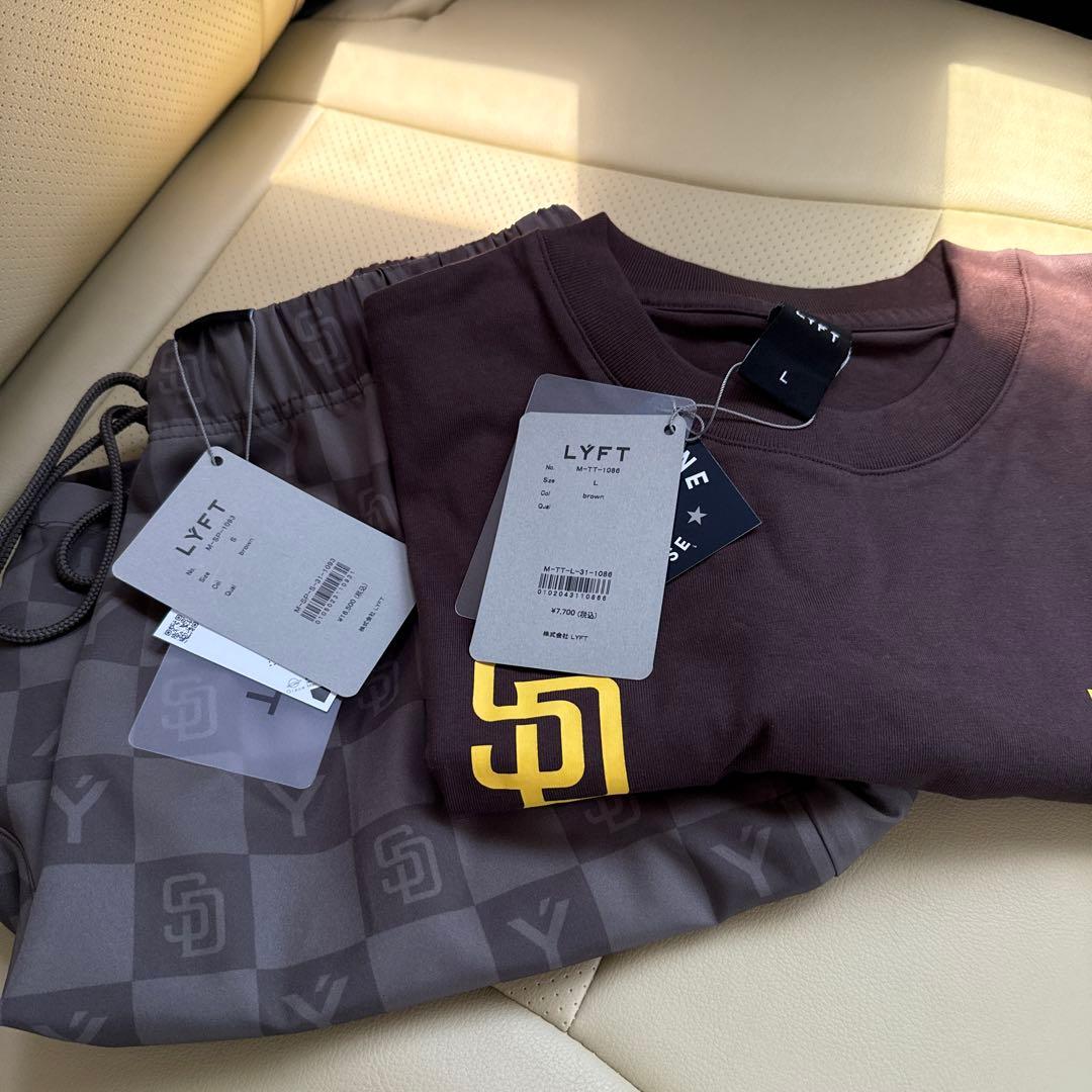 【最終価格】 LYFT SAN DIEGO タンクトップ 上L下S セットアップ