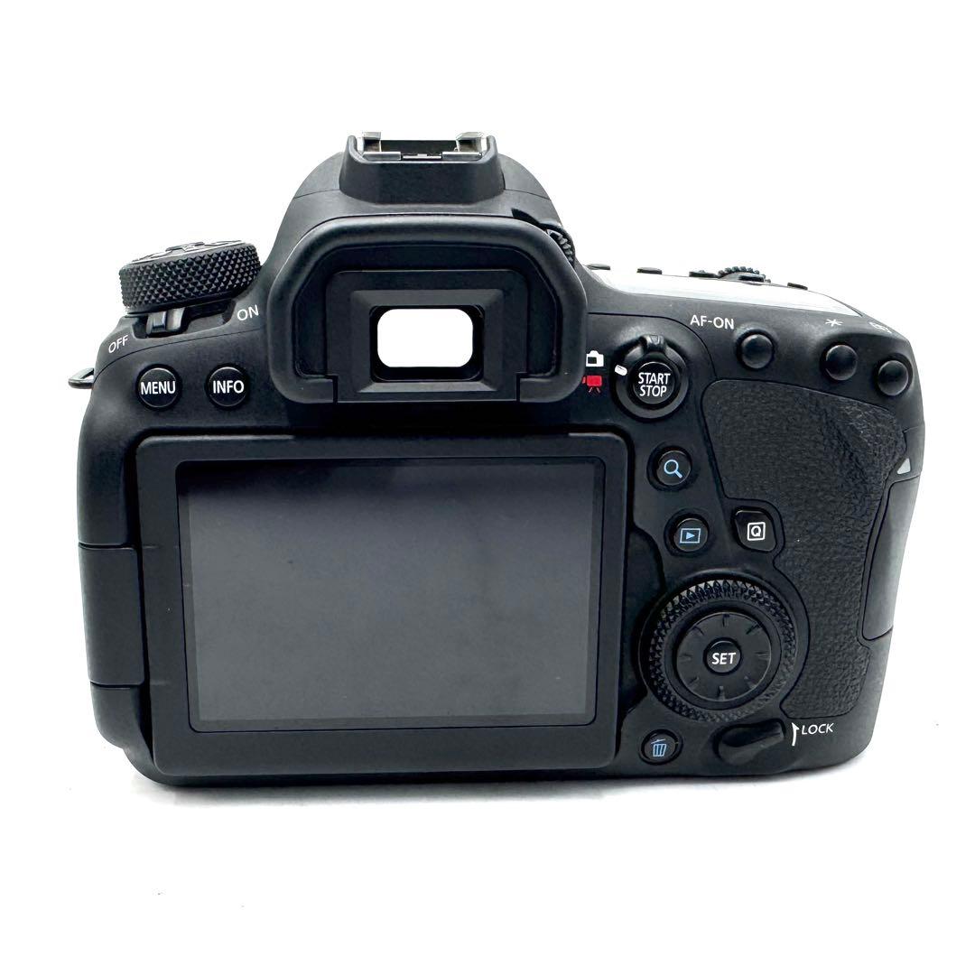 未使用級！Canon キャノン EOS 6D Mark II 2 ボディ