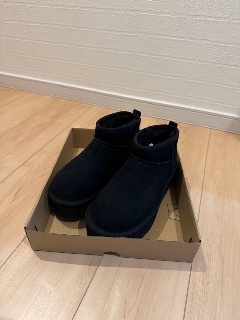 UGG アグ ムートンブーツ 正規品 CLASSIC ULTRA MINI